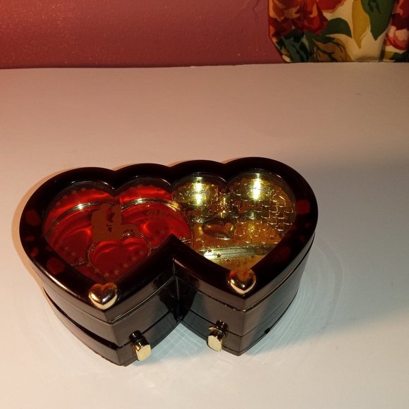VALENTINES DAY MINI HEART SHAPED 4 1/2" INCH JEWELRY RING BOX DECOR - Picture 4 of 9